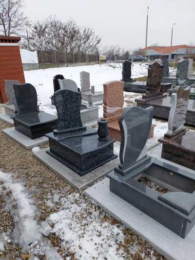 Varga János Kőfaragó, Műkőkészítő Mester Hajdú-Bihar megye